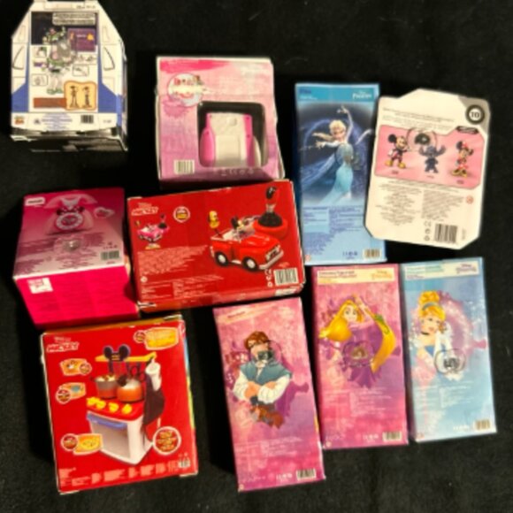 Zuru Mini Brands Disney Lot of 10 - Picture 2 of 2